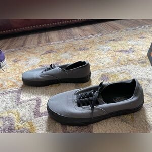 Brand new vans wore once size 9.5 women’s 7.5 men’s.